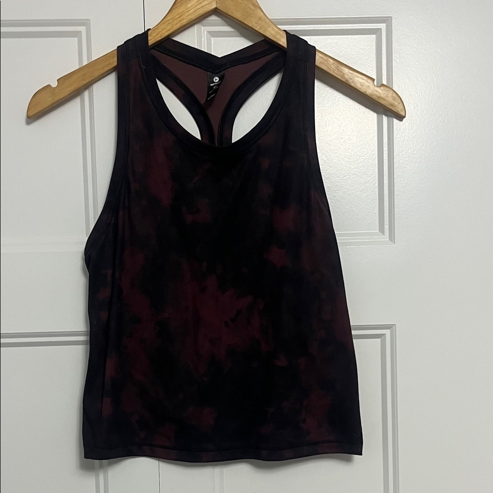 Cropped athletic tank